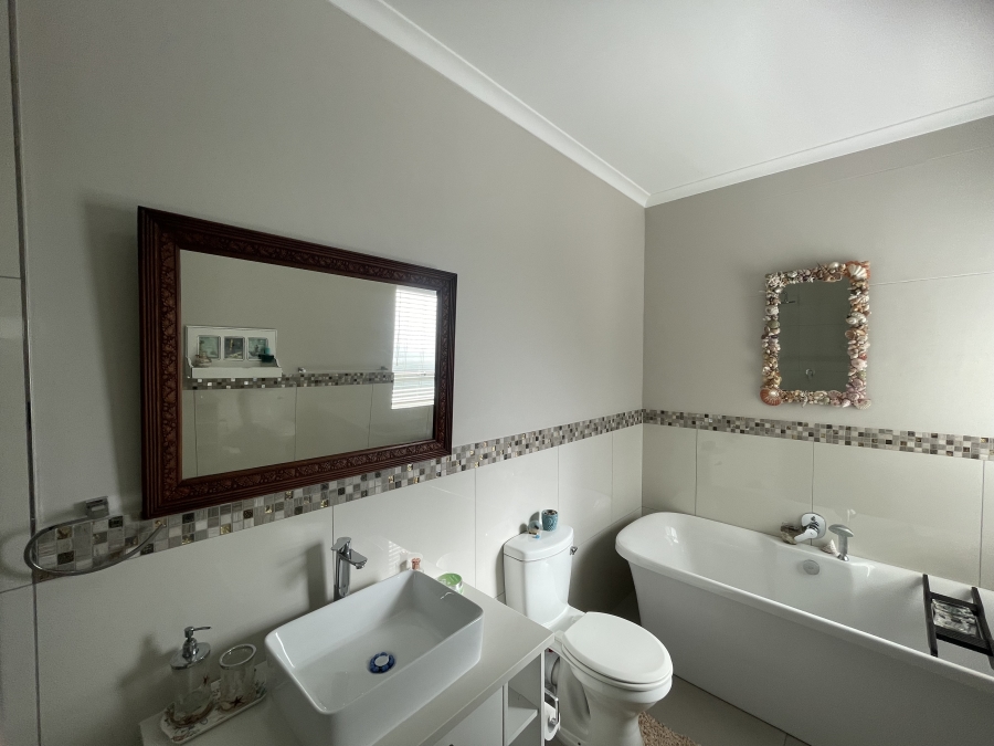 3 Bedroom Property for Sale in Langebaan Country Estate Western Cape